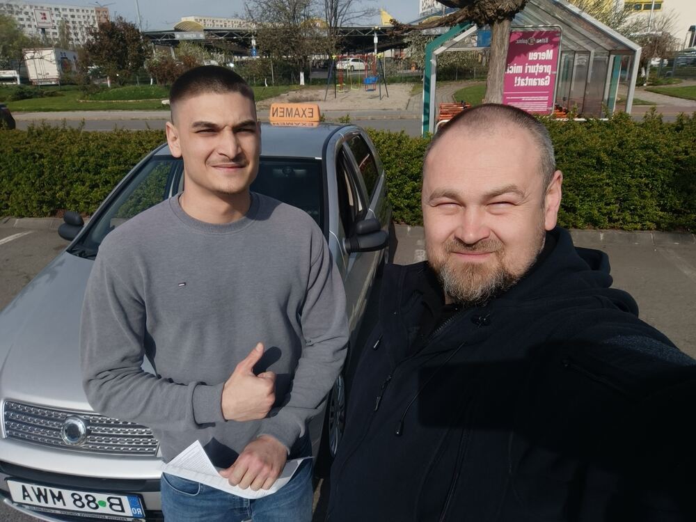 Prietenie și încredere pe traseu