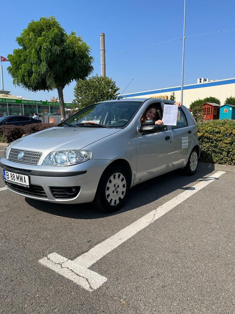 Permis în mână